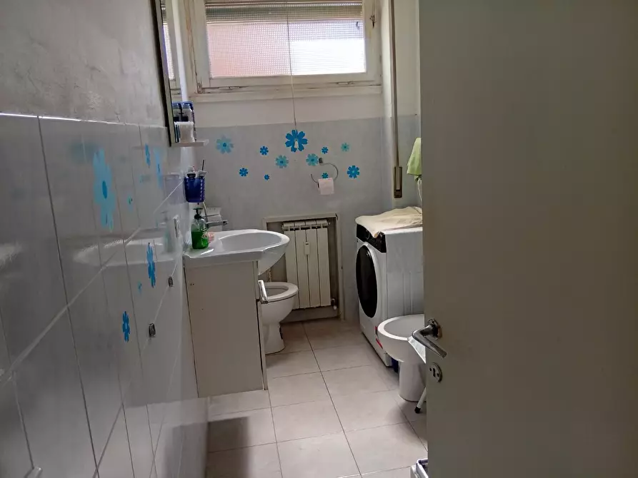 Immagine 2 di Appartamento in vendita  a Pisa