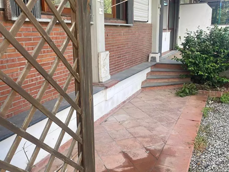 Immagine 14 di Appartamento in vendita  a Carrara