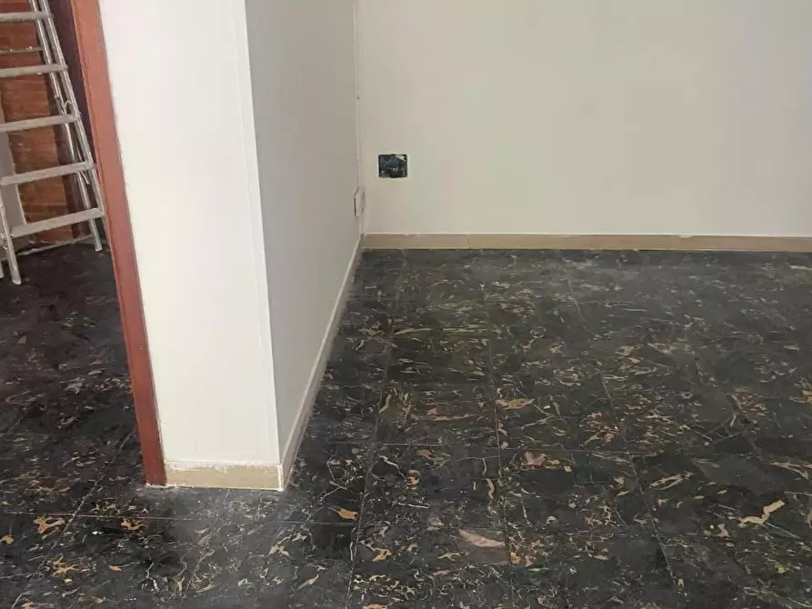 Immagine 4 di Appartamento in vendita  a Carrara