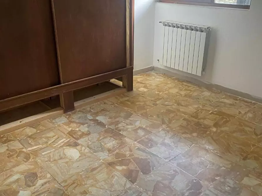 Immagine 22 di Appartamento in vendita  a Carrara