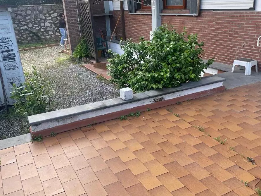 Immagine 16 di Appartamento in vendita  a Carrara