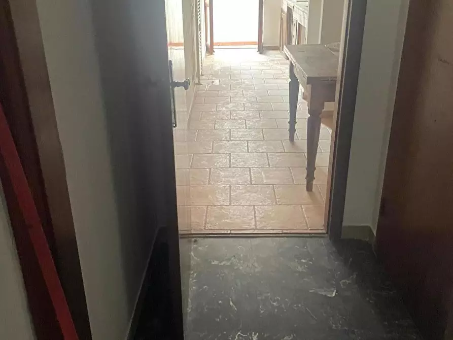 Immagine 6 di Appartamento in vendita  a Carrara
