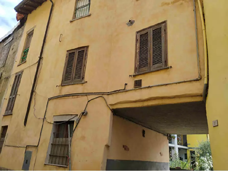 Immagine 1 di Appartamento in vendita  a Malnate