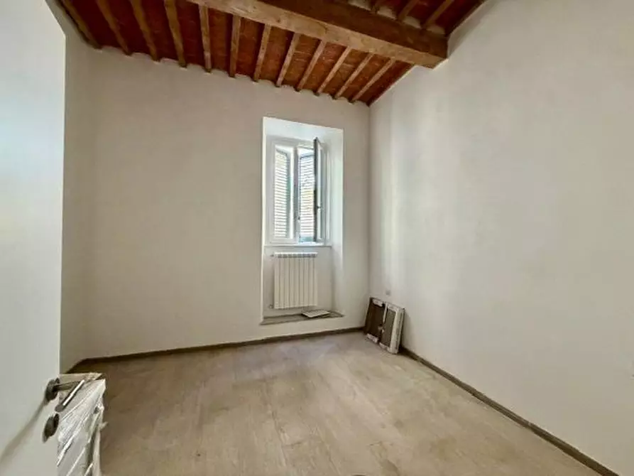 Immagine 9 di Appartamento in vendita  a Livorno