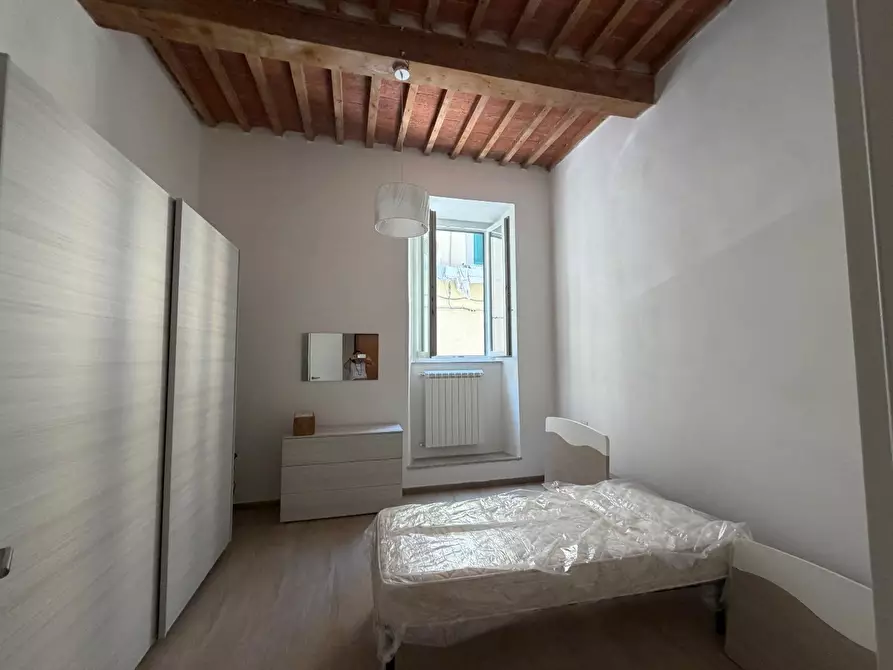 Immagine 15 di Appartamento in vendita  a Livorno