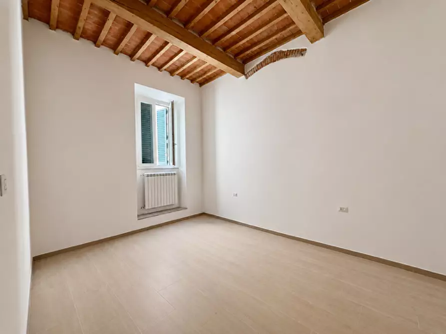 Immagine 1 di Appartamento in vendita  a Livorno