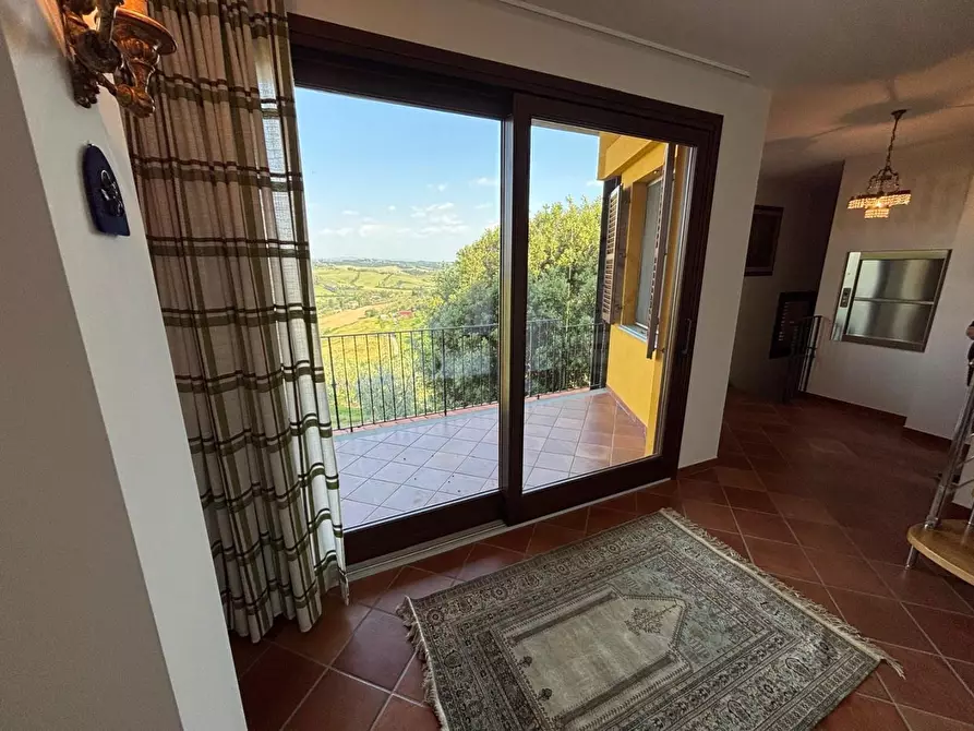 Immagine 6 di Villa in vendita  a Empoli