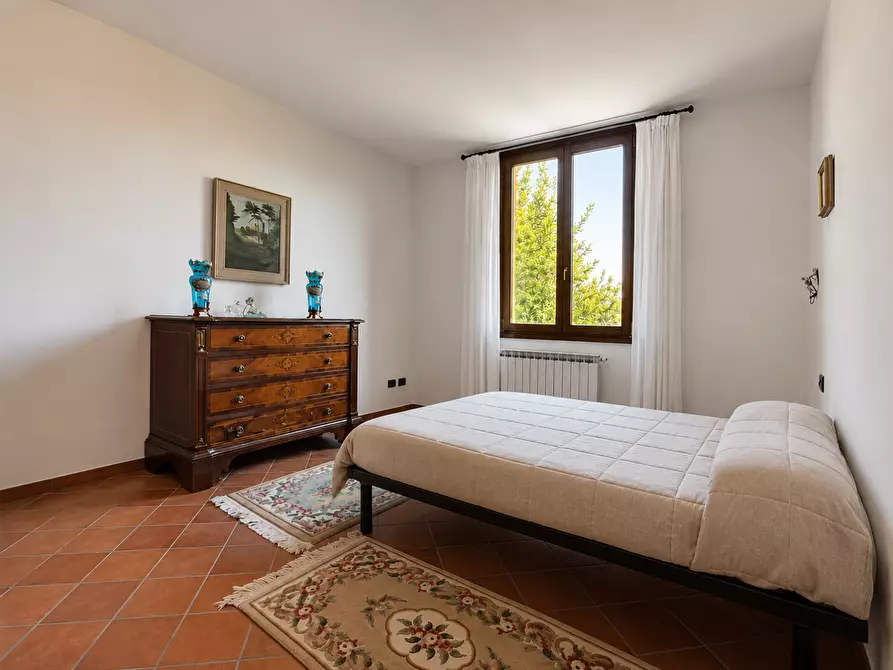 Immagine 5 di Villa in vendita  a Empoli