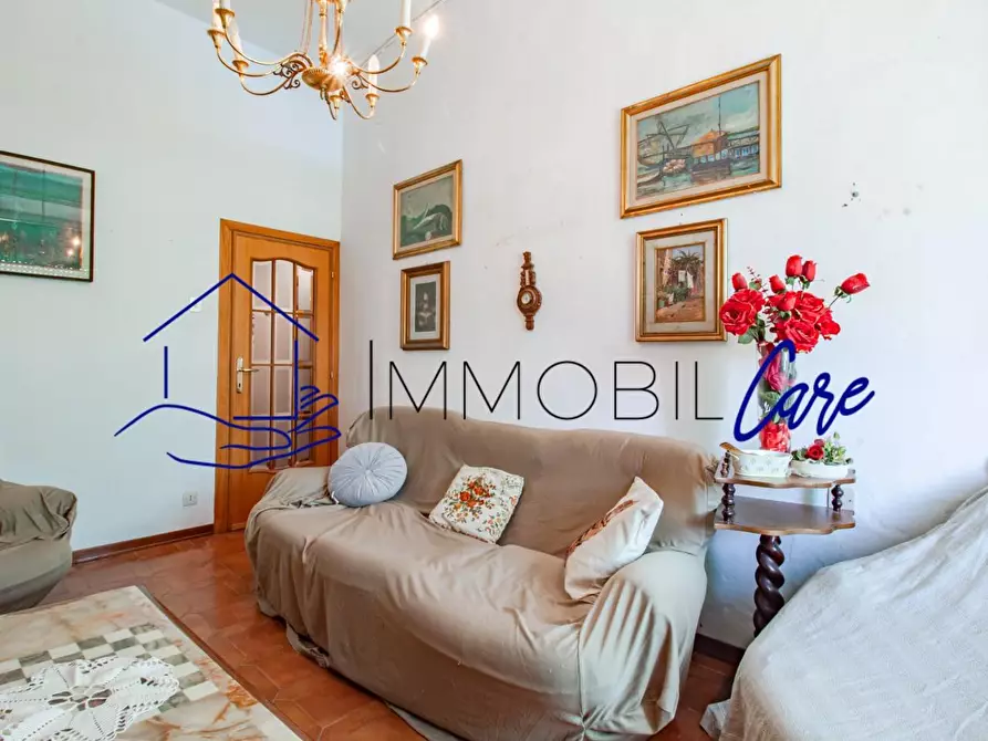 Immagine 10 di Appartamento in vendita  a Livorno