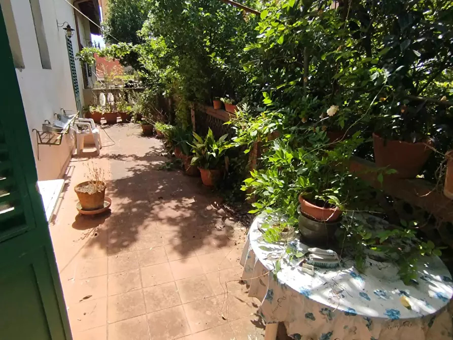 Immagine 1 di Casa indipendente in vendita  a Poggibonsi