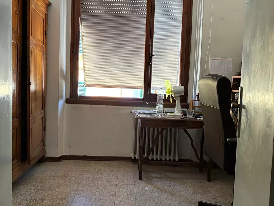 Immagine 10 di Casa indipendente in vendita  a Poggibonsi