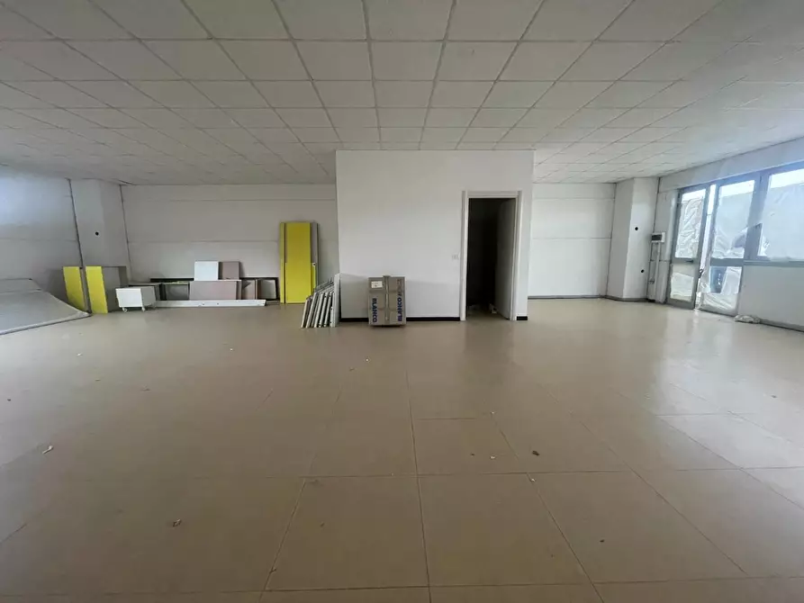 Immagine 1 di Ufficio in vendita  a Poggibonsi