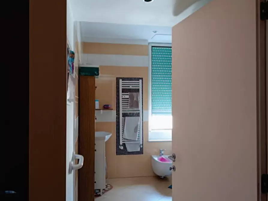 Immagine 14 di Appartamento in vendita  a Milano