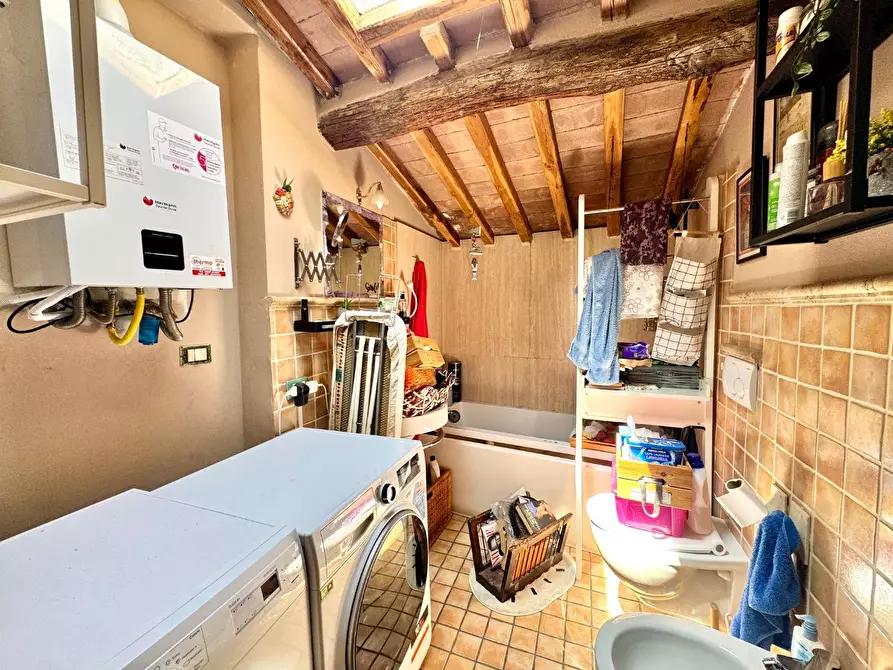 Immagine 11 di Appartamento in vendita  a San Giuliano Terme