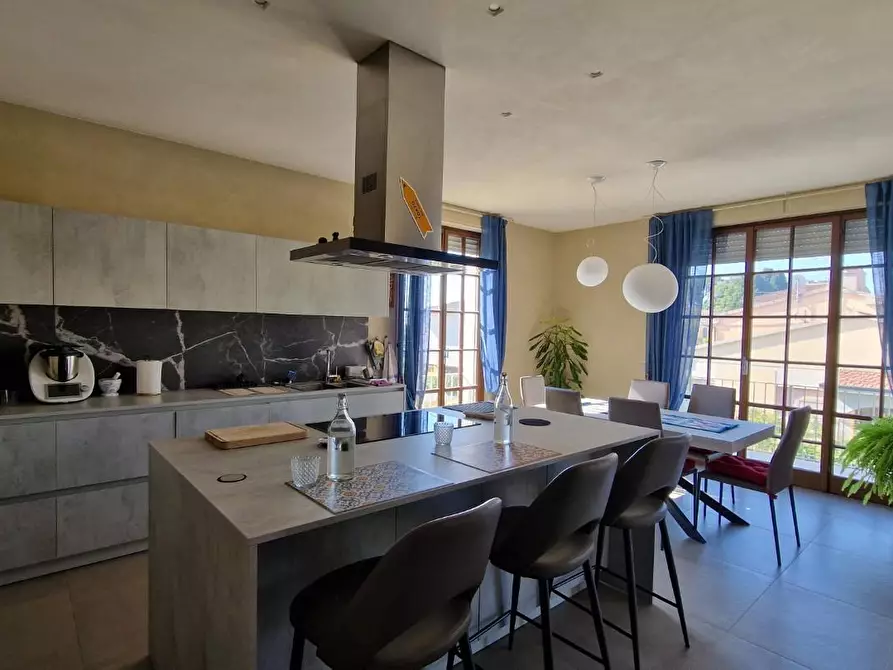 Immagine 7 di Appartamento in vendita  a Cascina