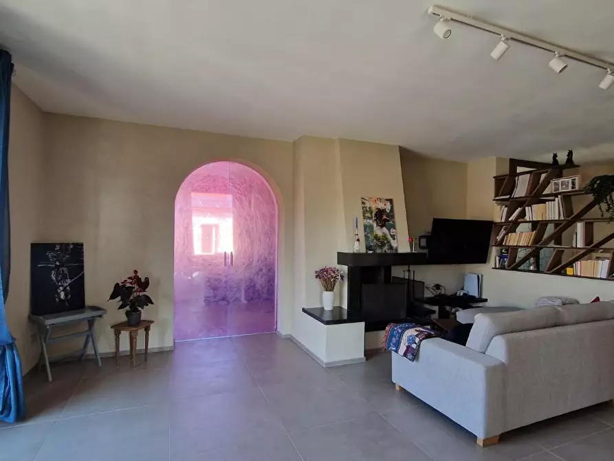 Immagine 32 di Appartamento in vendita  a Cascina