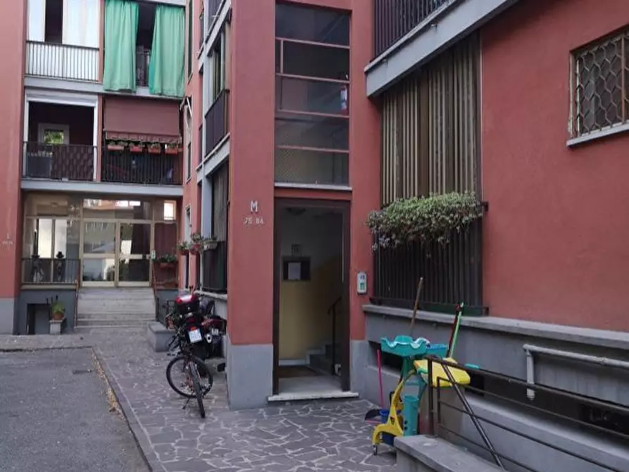 Immagine 1 di Appartamento in vendita  a Milano