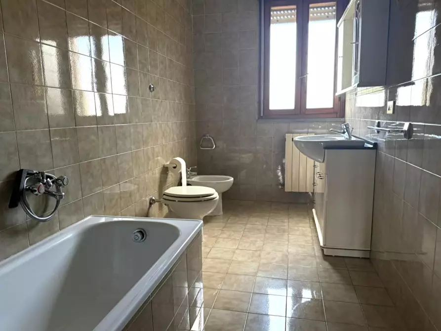 Immagine 19 di Villetta a schiera in vendita  a Capannori
