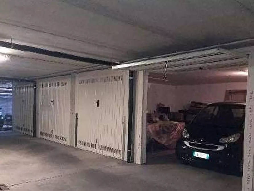 Immagine 31 di Appartamento in vendita  a Milano