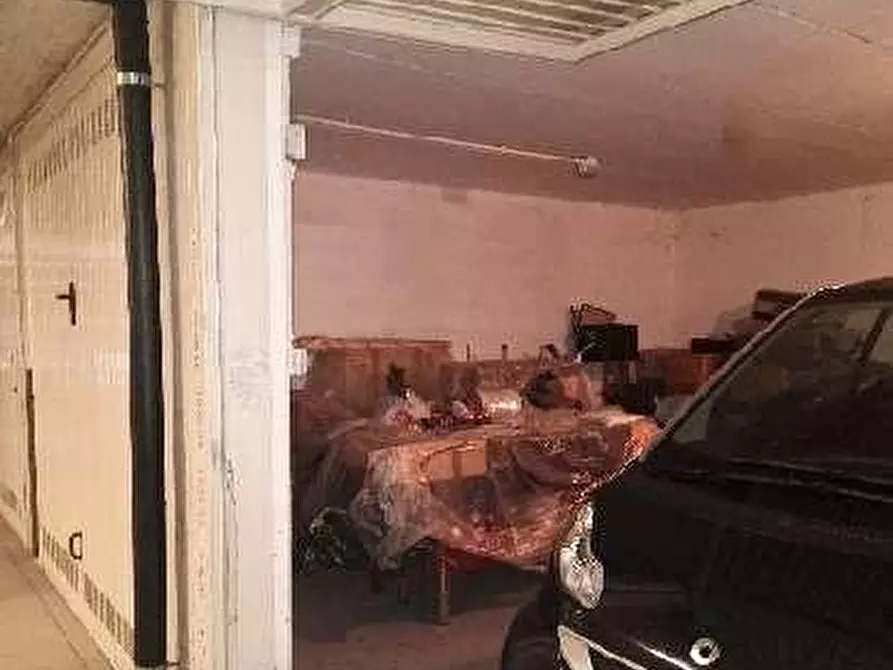 Immagine 30 di Appartamento in vendita  a Milano