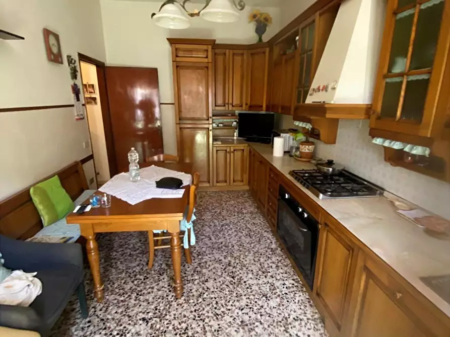 Immagine 8 di Appartamento in vendita  a Montopoli In Val D'arno