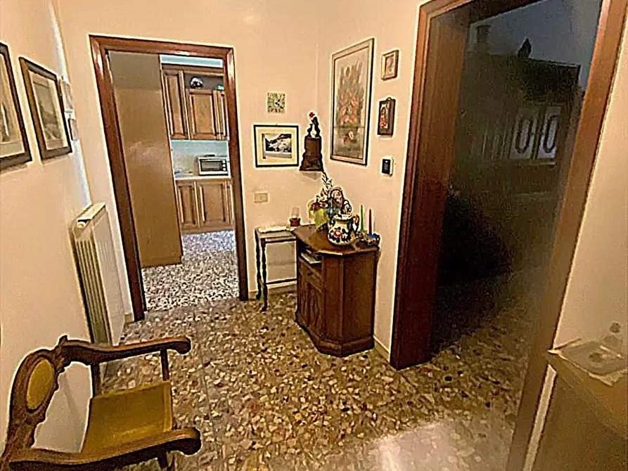 Immagine 10 di Appartamento in vendita  a Montopoli In Val D'arno