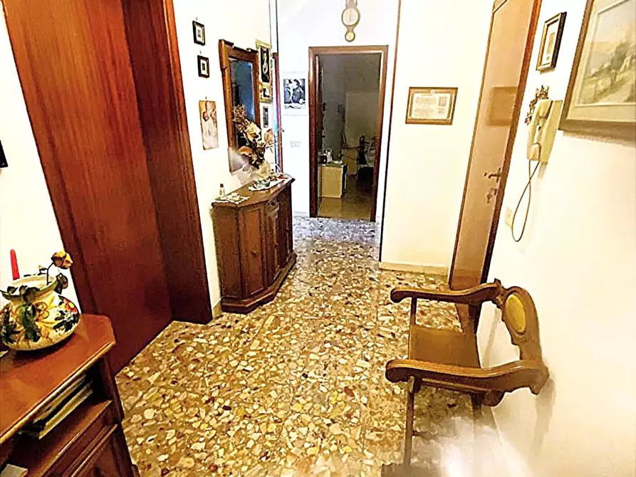 Immagine 9 di Appartamento in vendita  a Montopoli In Val D'arno