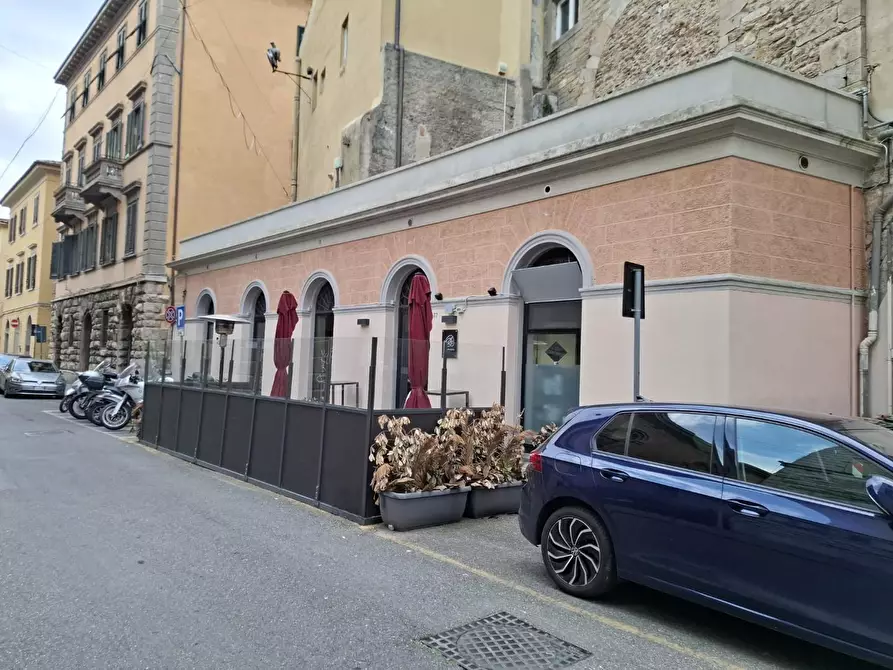 Immagine 6 di Locale commerciale in vendita  a Pisa