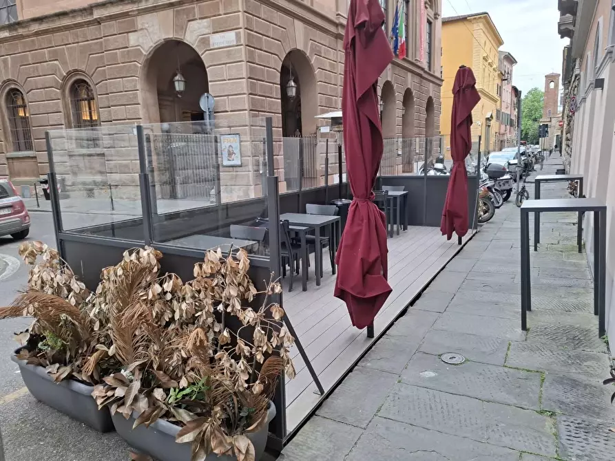 Immagine 8 di Locale commerciale in vendita  a Pisa