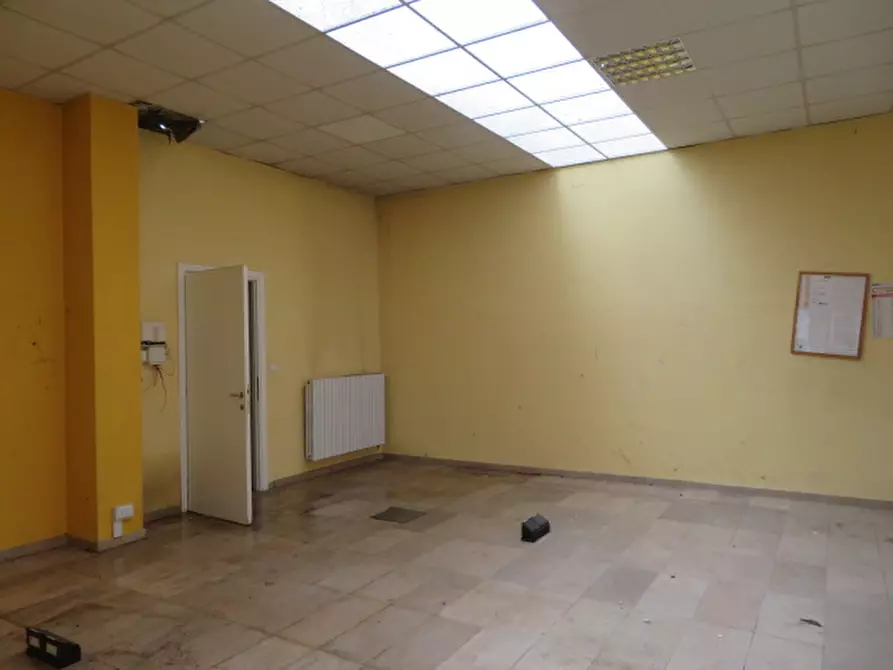 Immagine 4 di Capannone industriale in vendita  a Luserna San Giovanni