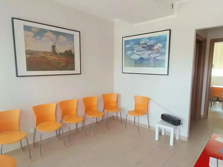 Immagine 1 di Ufficio in vendita  a Calci