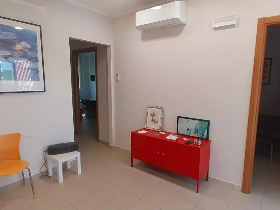 Immagine 2 di Ufficio in vendita  a Calci