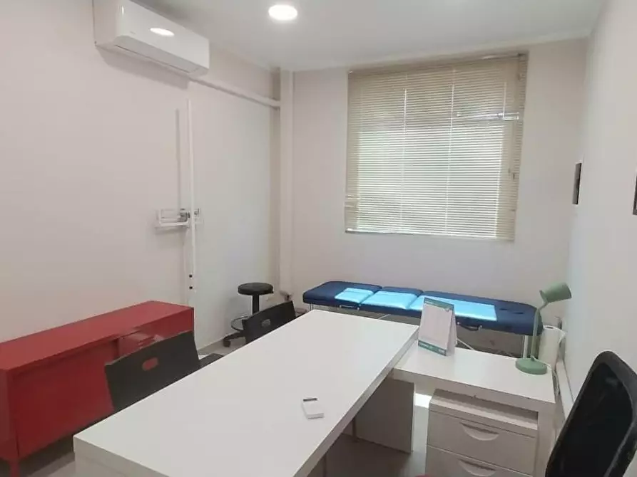 Immagine 6 di Ufficio in vendita  a Calci