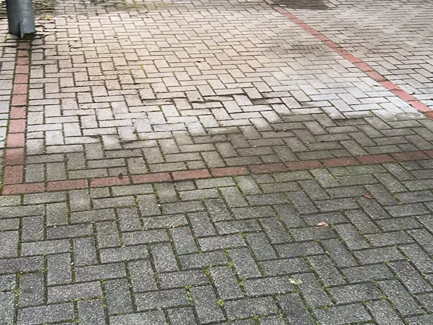 Immagine 2 di Garage in vendita  a Rivoli