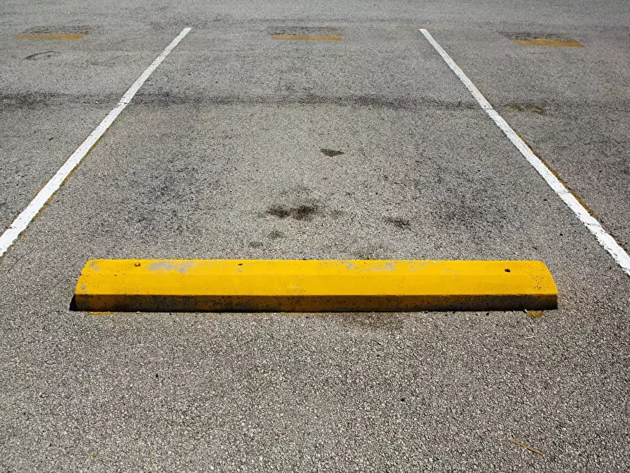 Immagine 5 di Garage in vendita  a Alpignano