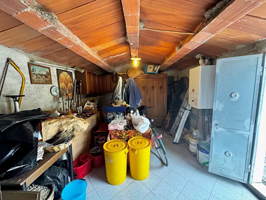 Immagine 42 di Villa in vendita  a San Giuliano Terme