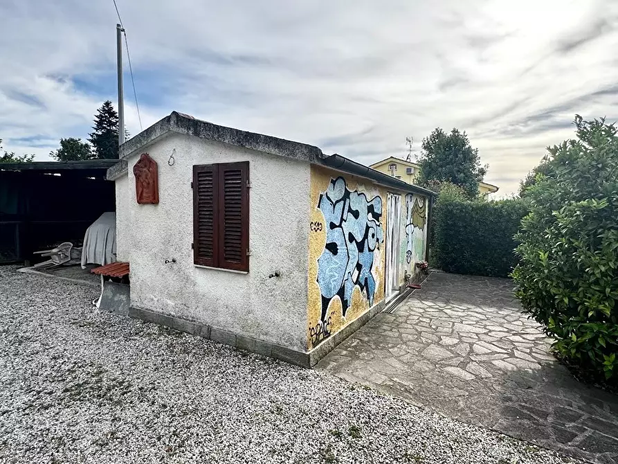 Immagine 40 di Villa in vendita  a San Giuliano Terme