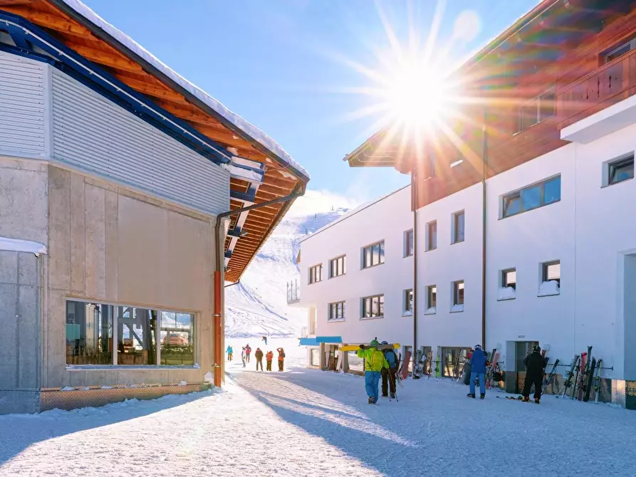 Immagine 6 di Albergo/B&B/Residence in vendita  a Sestriere