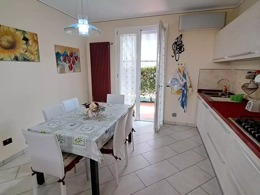 Immagine 4 di Casa bifamiliare in vendita  a Rosignano Marittimo