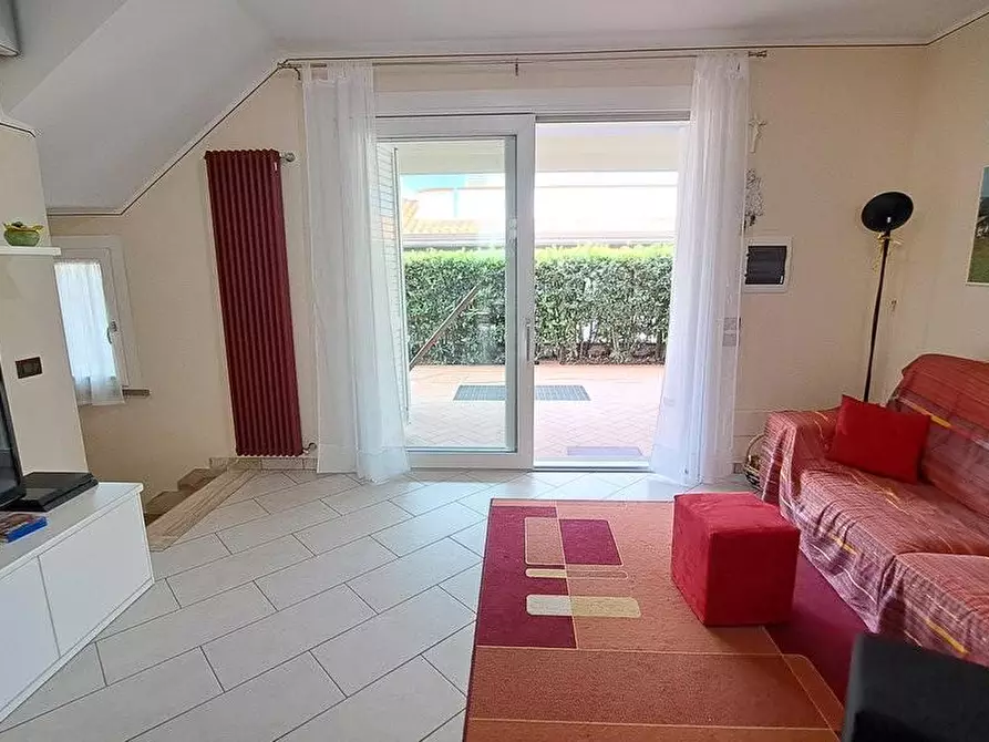 Immagine 3 di Casa bifamiliare in vendita  a Rosignano Marittimo