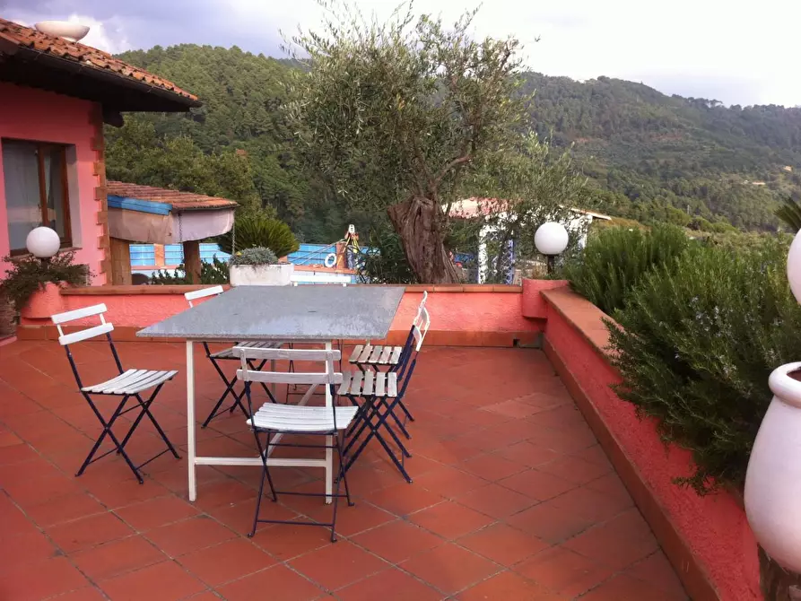 Immagine 6 di Rustico / casale in vendita  a Massarosa