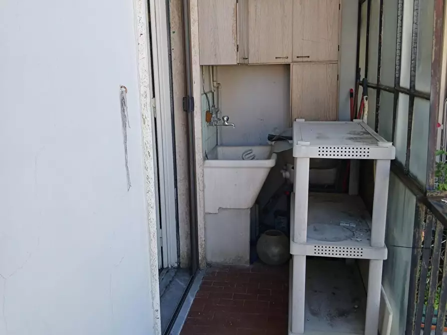 Immagine 6 di Appartamento in vendita  a Pisa