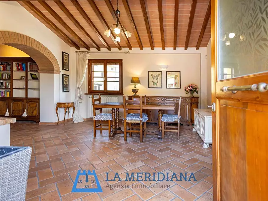 Immagine 2 di Casa indipendente in vendita  a Lamporecchio
