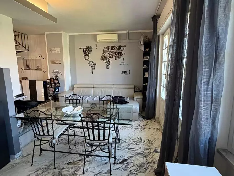 Immagine 4 di Casa bifamiliare in vendita  a Ameglia