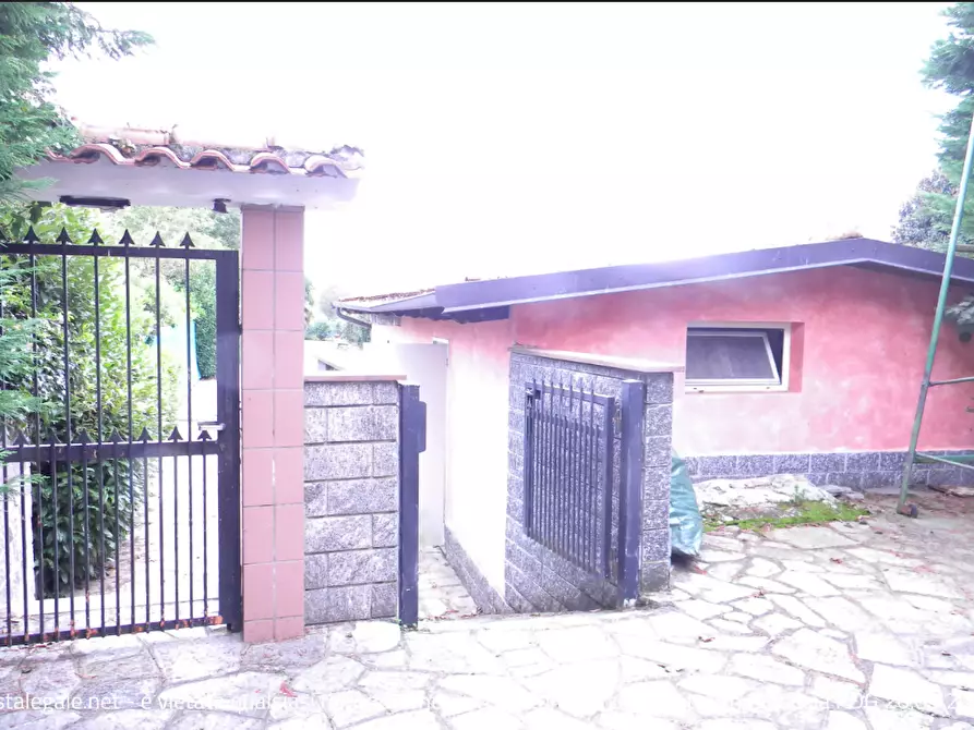 Immagine 1 di Villa in vendita  a Barbania