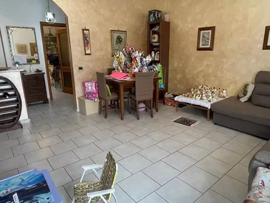 Immagine 4 di Appartamento in vendita  a Carrara