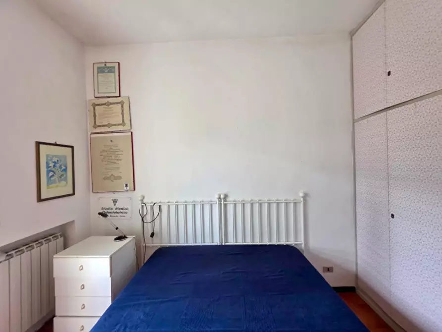 Immagine 17 di Porzione di casa in vendita  a Viareggio
