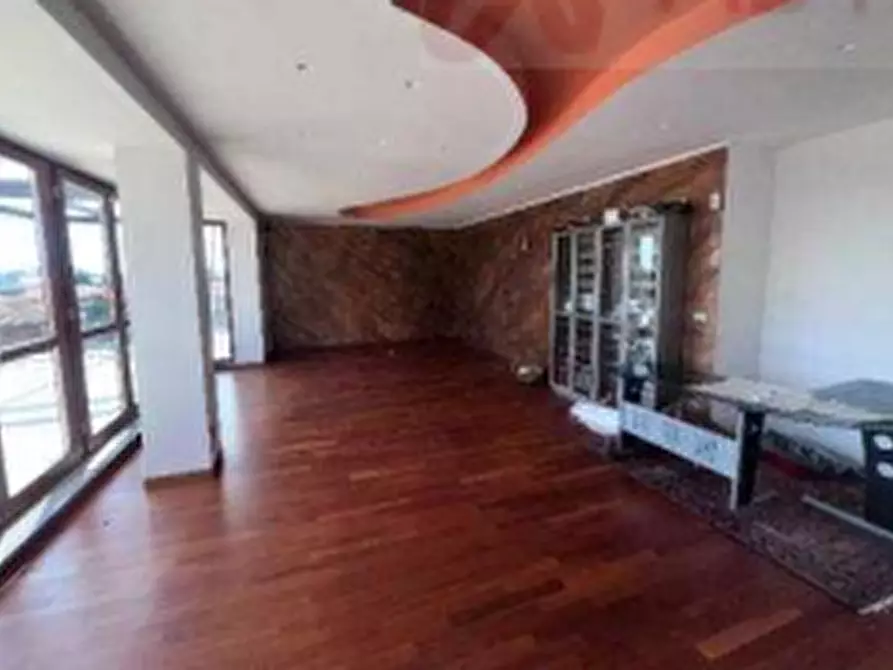 Immagine 4 di Mansarda in vendita  a Moncalieri