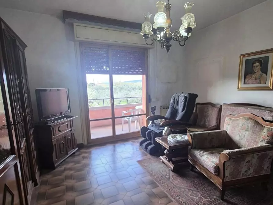 Immagine 1 di Appartamento in vendita  a Castelnuovo Magra