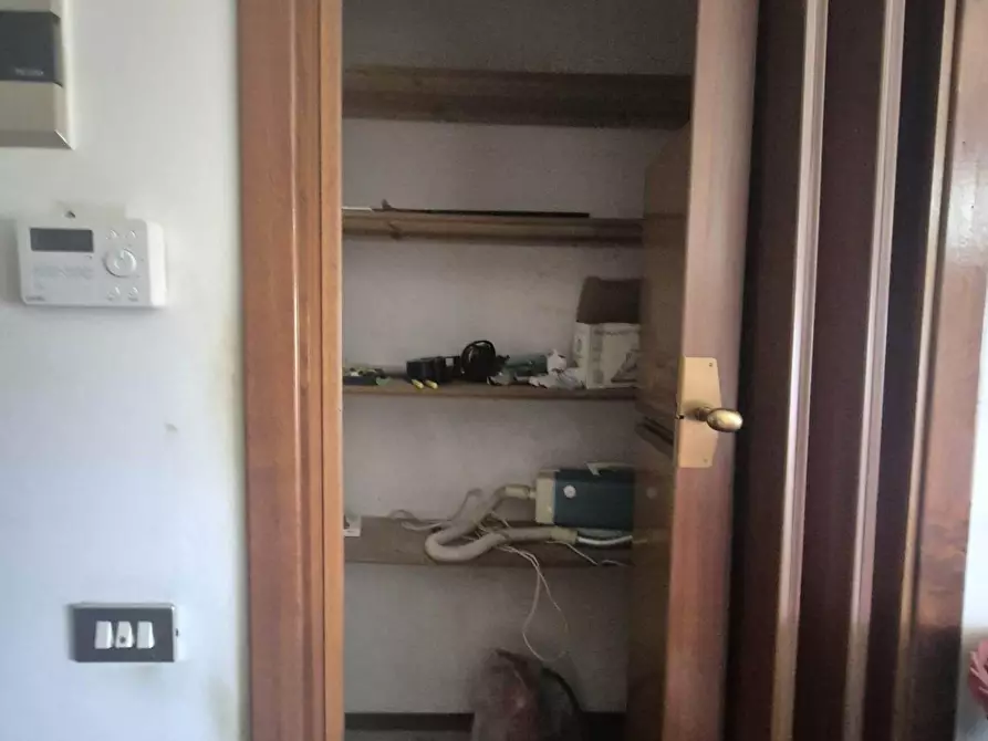 Immagine 10 di Appartamento in vendita  a Castelnuovo Magra